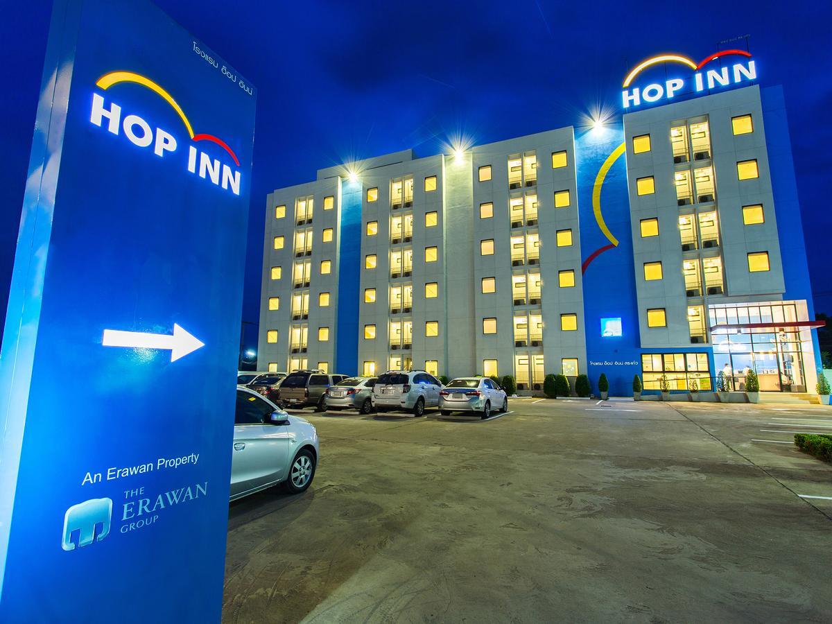 Hop Inn Nakhon Szavan Kültér fotó
