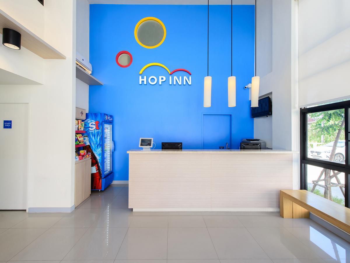 Hop Inn Nakhon Szavan Kültér fotó