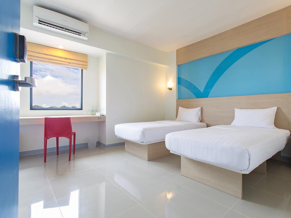 Hop Inn Nakhon Szavan Kültér fotó