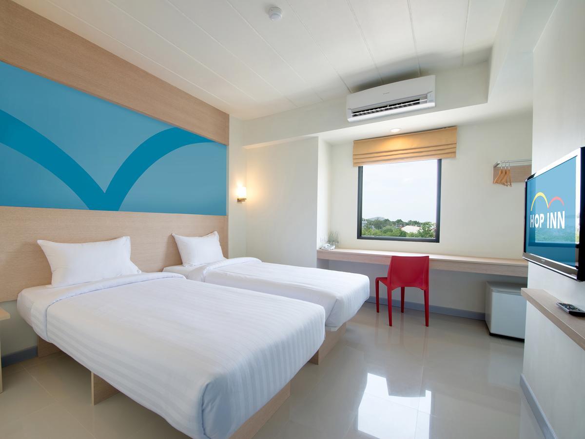 Hop Inn Nakhon Szavan Kültér fotó